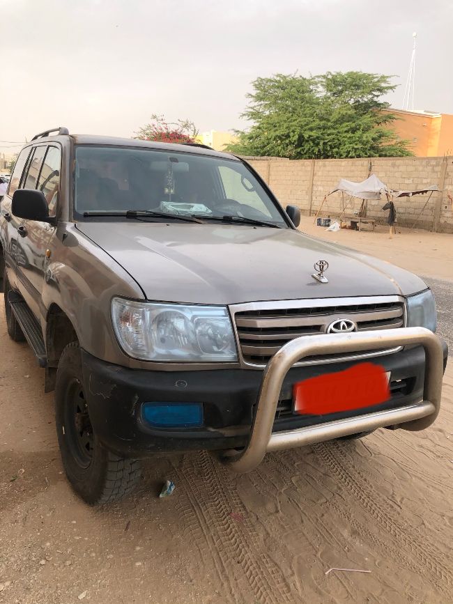 toyota land cruiser standard 2009