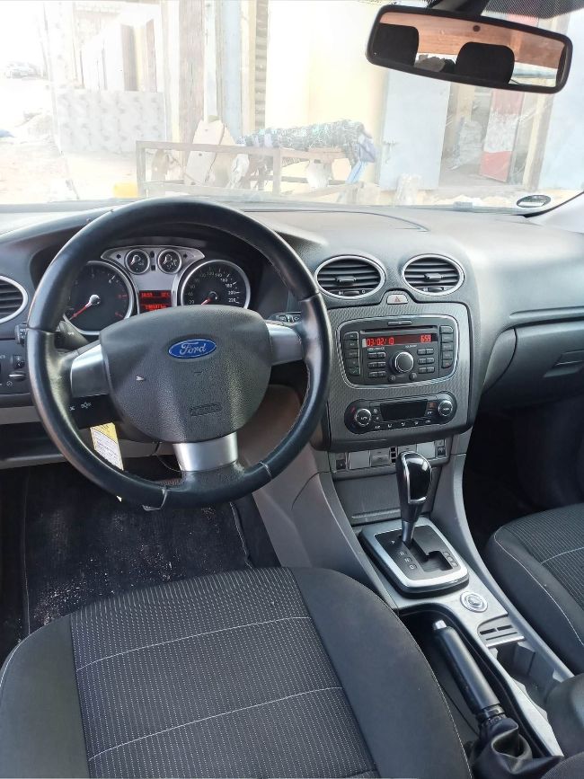 Voiture Ford focus boite automatique