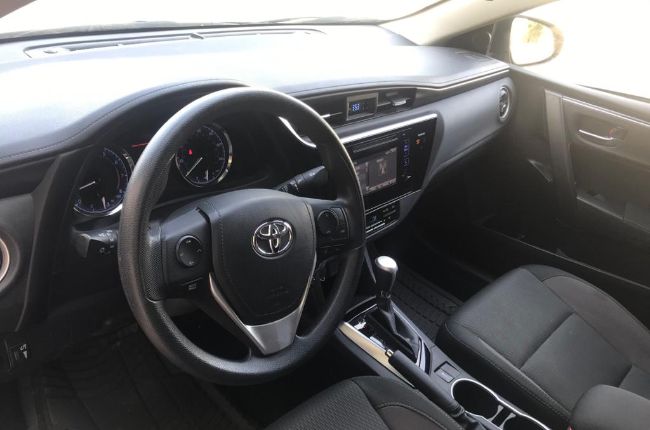 Toyota Corolla LE 2017 