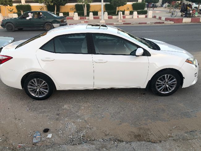 Corolla LE 2015