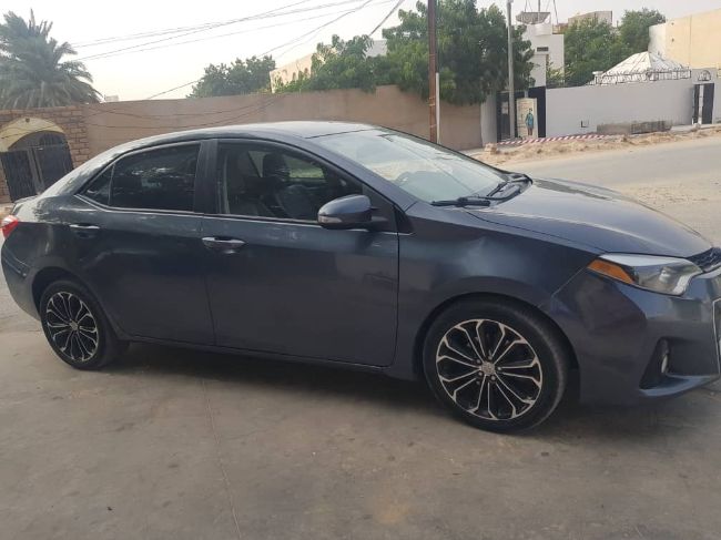 Toyota Corolla Année de modele: 2015