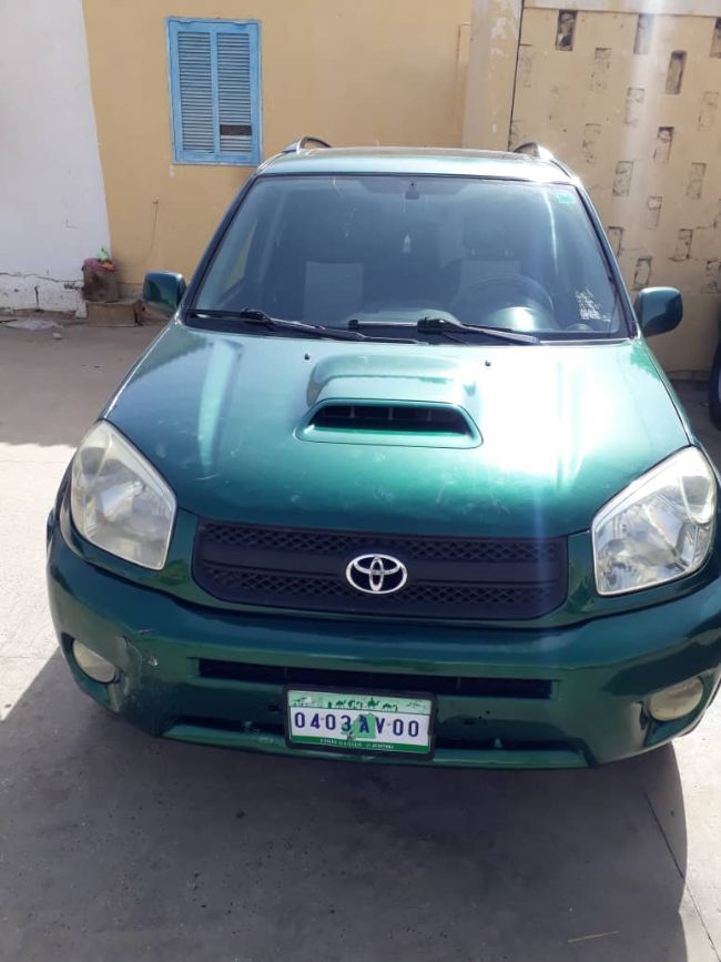 Toyota  RAV 4 2005