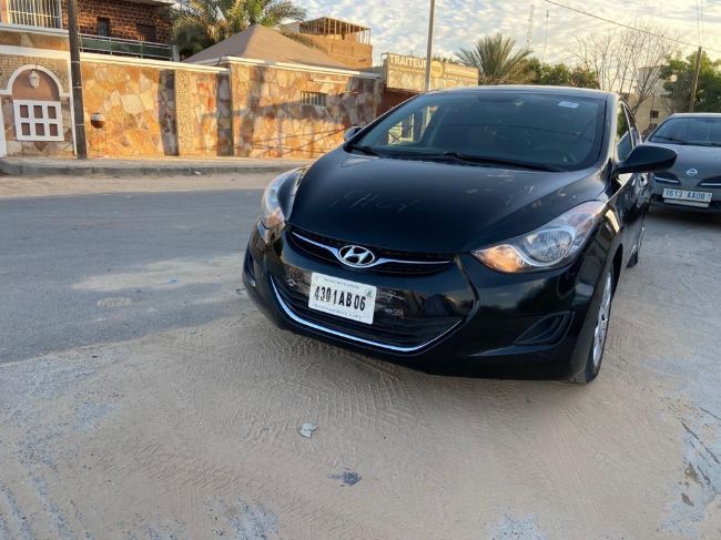 Hyundai Elantra 2013