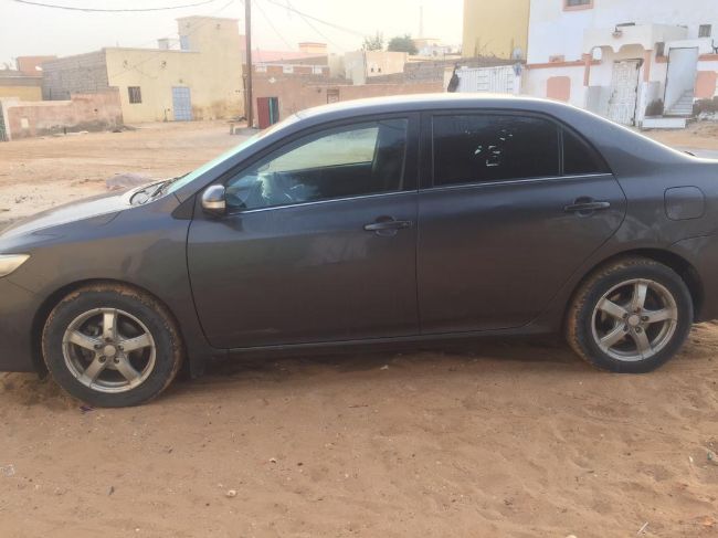 Toyota   corolla  2012