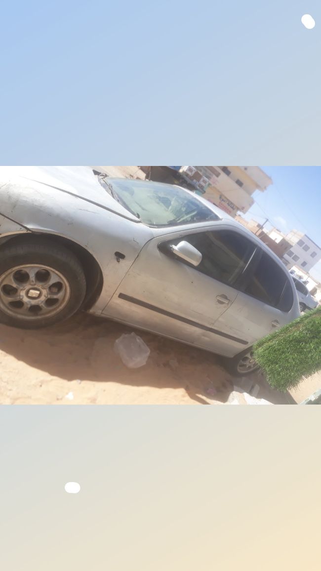 Voiture    سيارة للبيع مداونة جديدة آريفاج