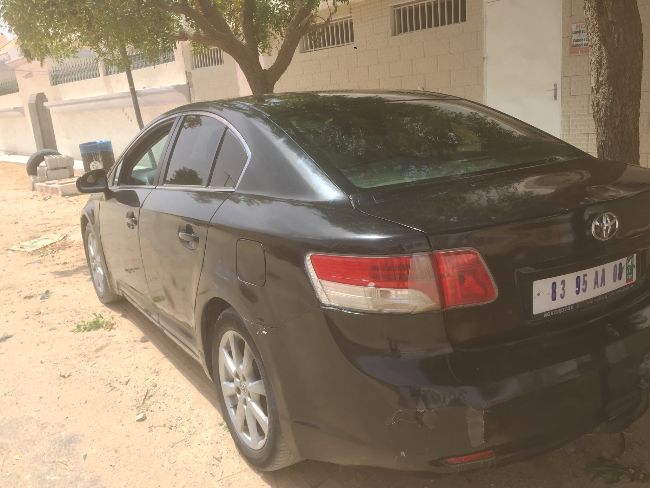 Avensis 2011 D4D en bon etat AA08