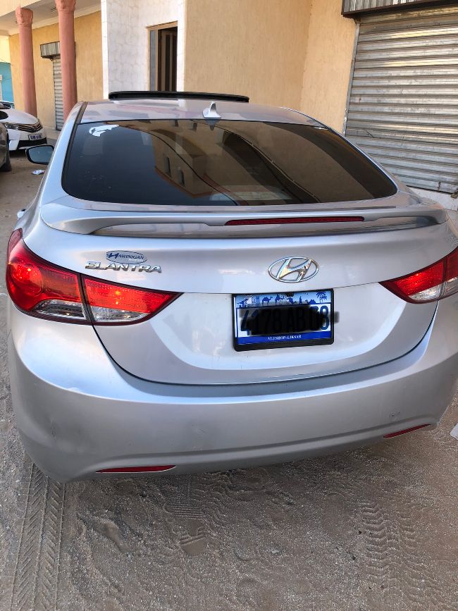 Hyundai Elantra 2013