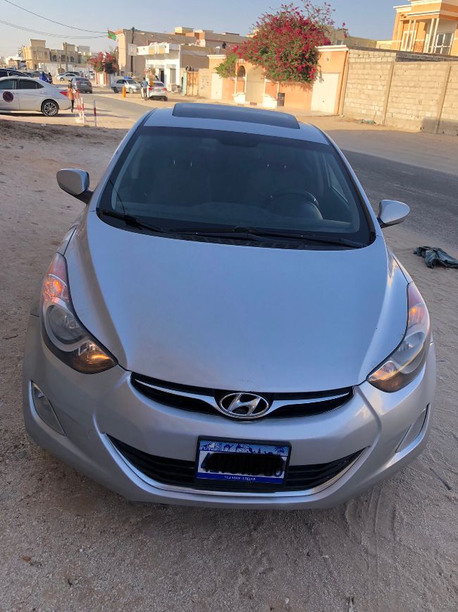 Hyundai Elantra 2013