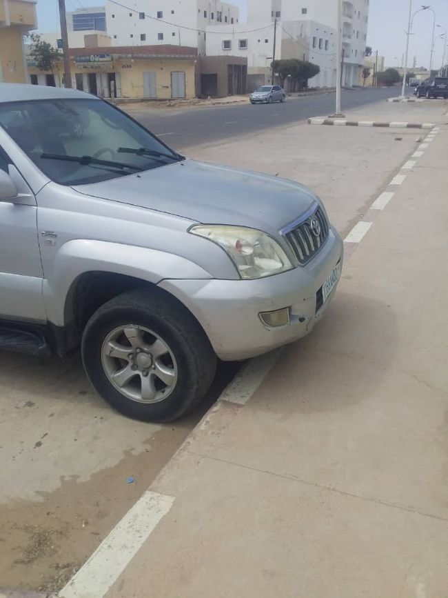 Voiture Toyota Prado 2004 