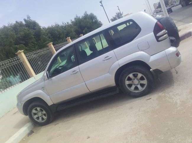 Voiture Toyota Prado 2004 