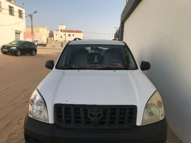 Prado en bon état برادو افريقية 