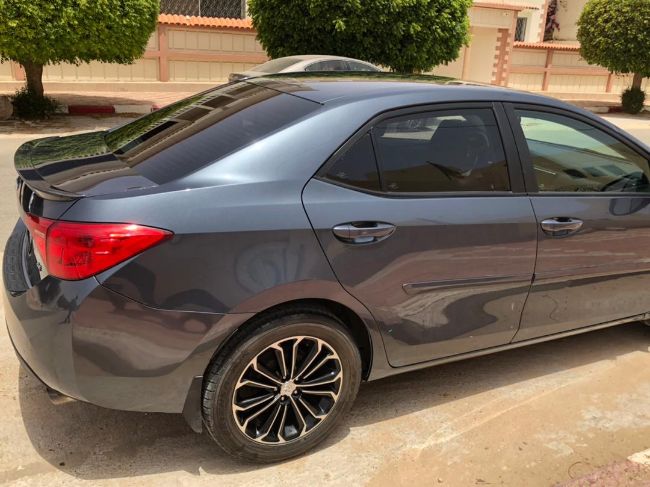 Corolla SE 2018, Modele Canada