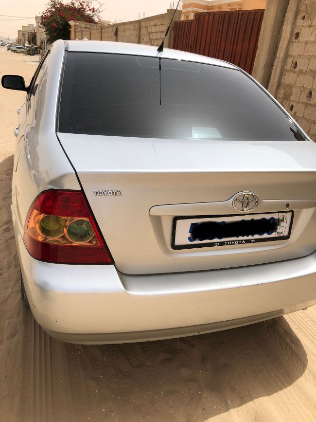 Toyota Corolla silver 2006