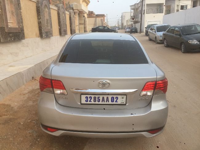 Avensis 2014 en tré bon etat 3285AA02