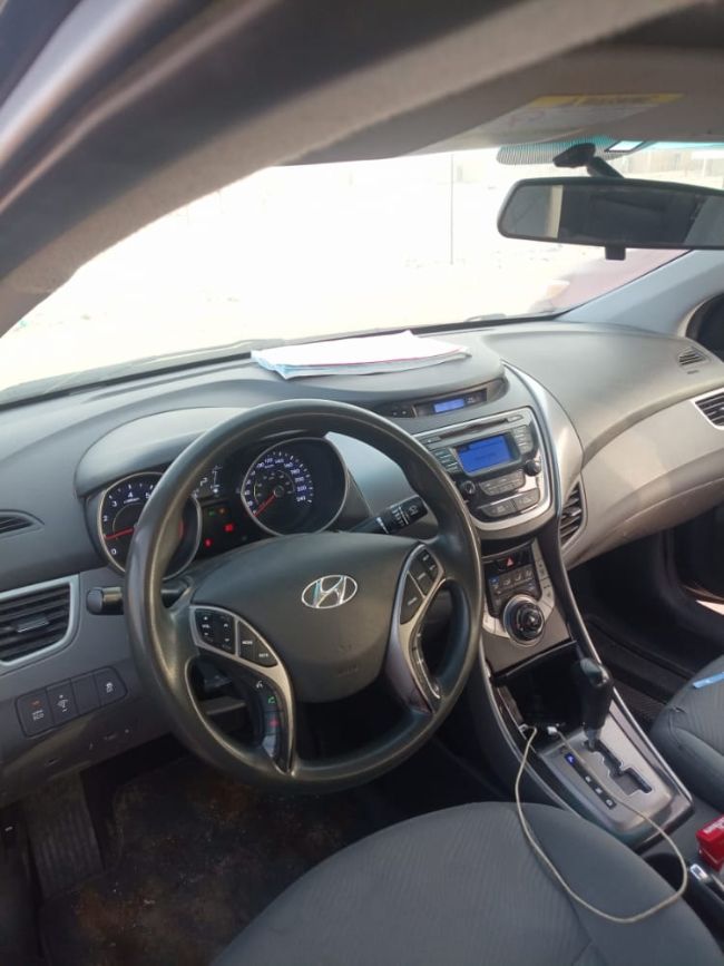 Hyundai Elantra 2015