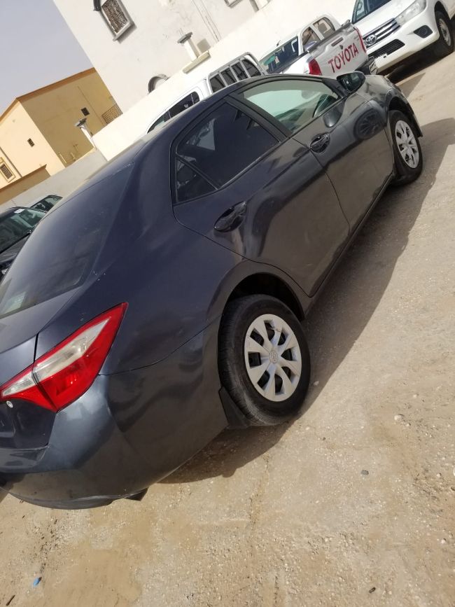 Corolla 2014 AA09 كورولا مرقمة مزالت نظيفة