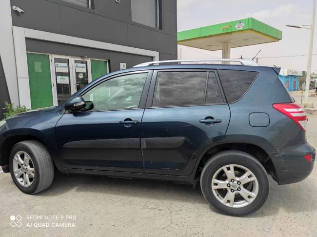 Toyota  RAV 4