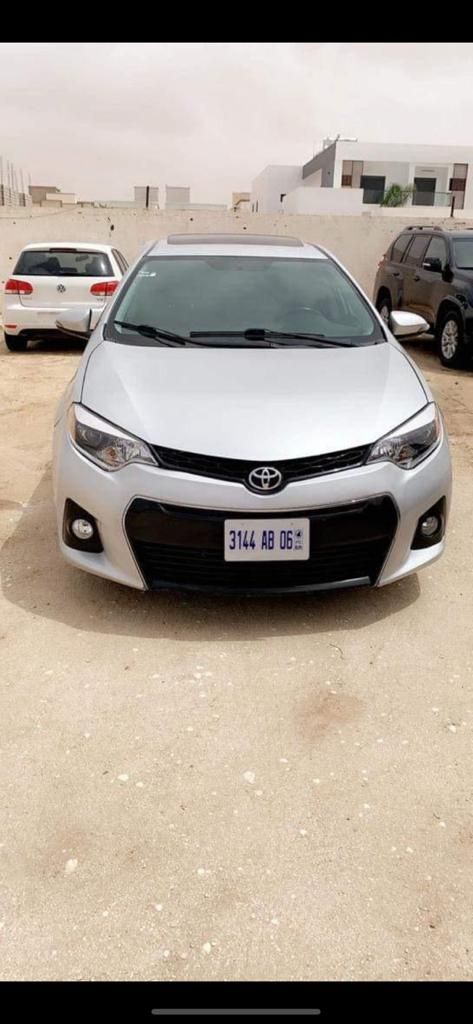 Corolla S 2015 Full options camera... non immatriculée