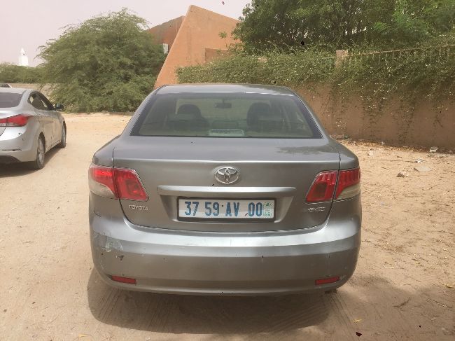 Avensis 2011 3759 en bon etat