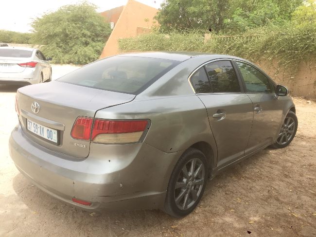 Avensis 2011 3759 en bon etat