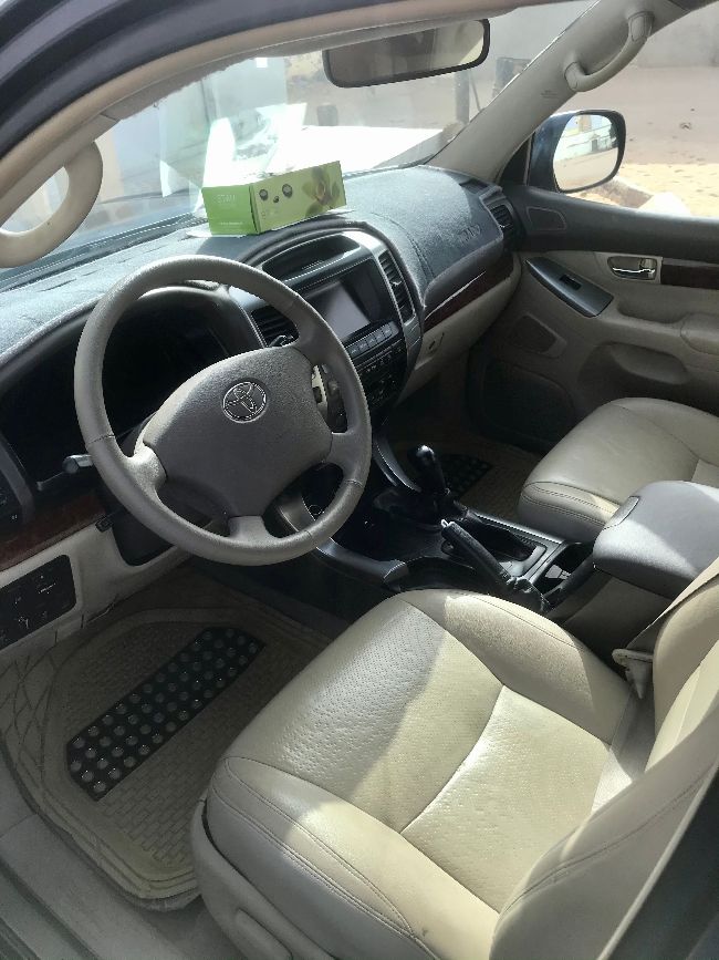 Toyota prado model 2007 en bon état