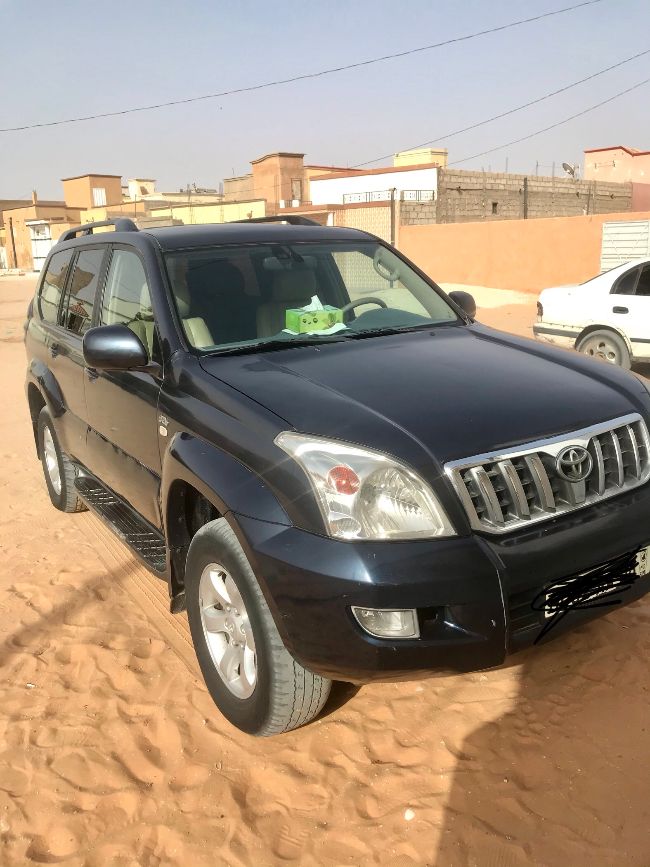 Toyota prado model 2007 en bon état