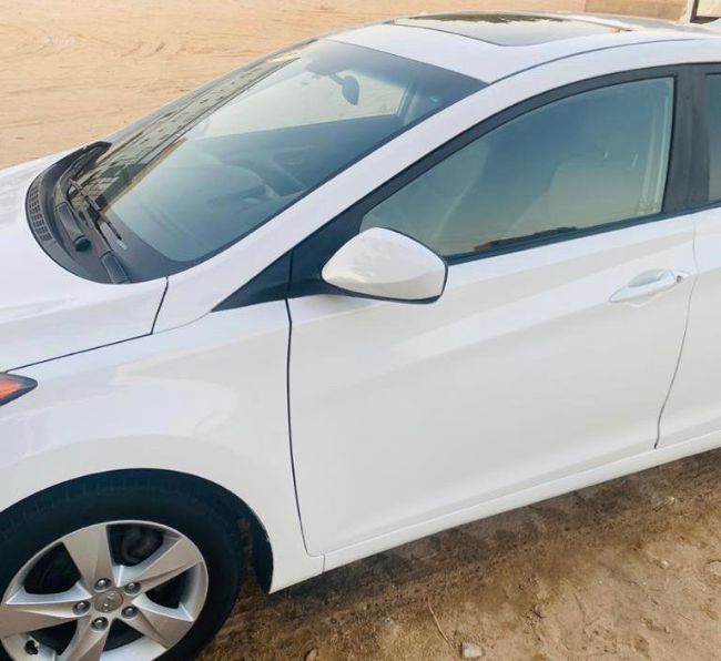  Hyundai Elantra 2013