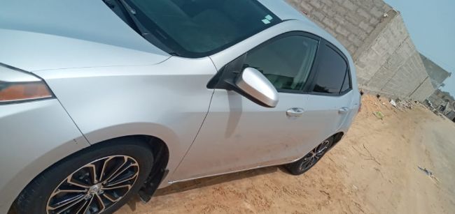 Toyota Corolla 2015