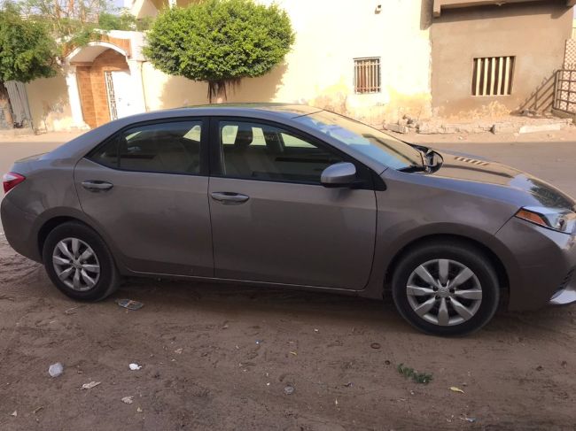 Corolla le 2015 neuf