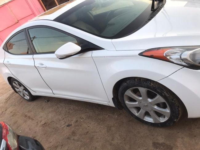 Hyundai Elantra 2013