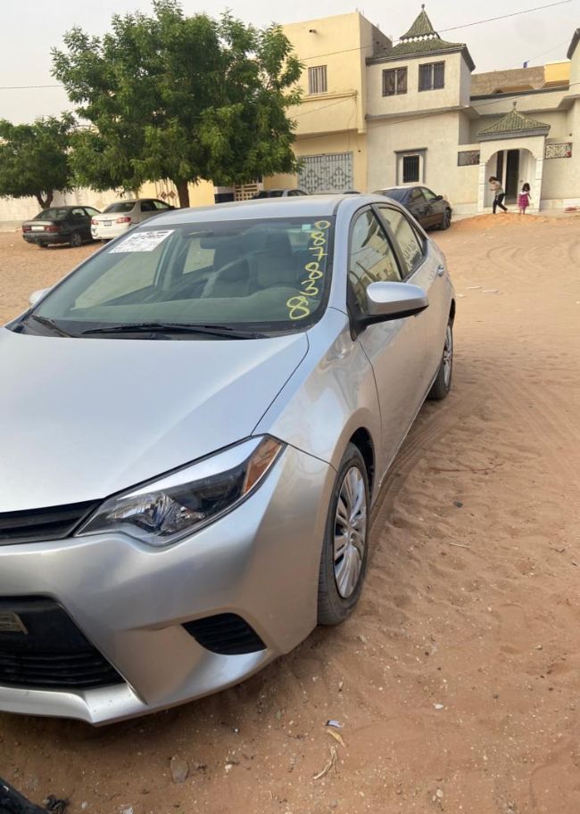 TOYOTA COROLLA Non Matriculé وندفعوها من ابرادو TX