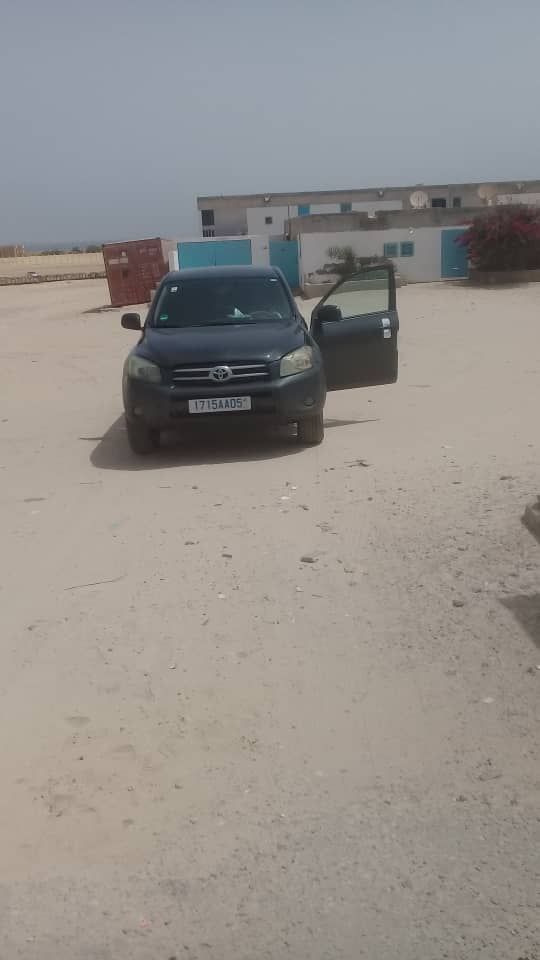 سيارة راف 4  Toyota  RAV 4