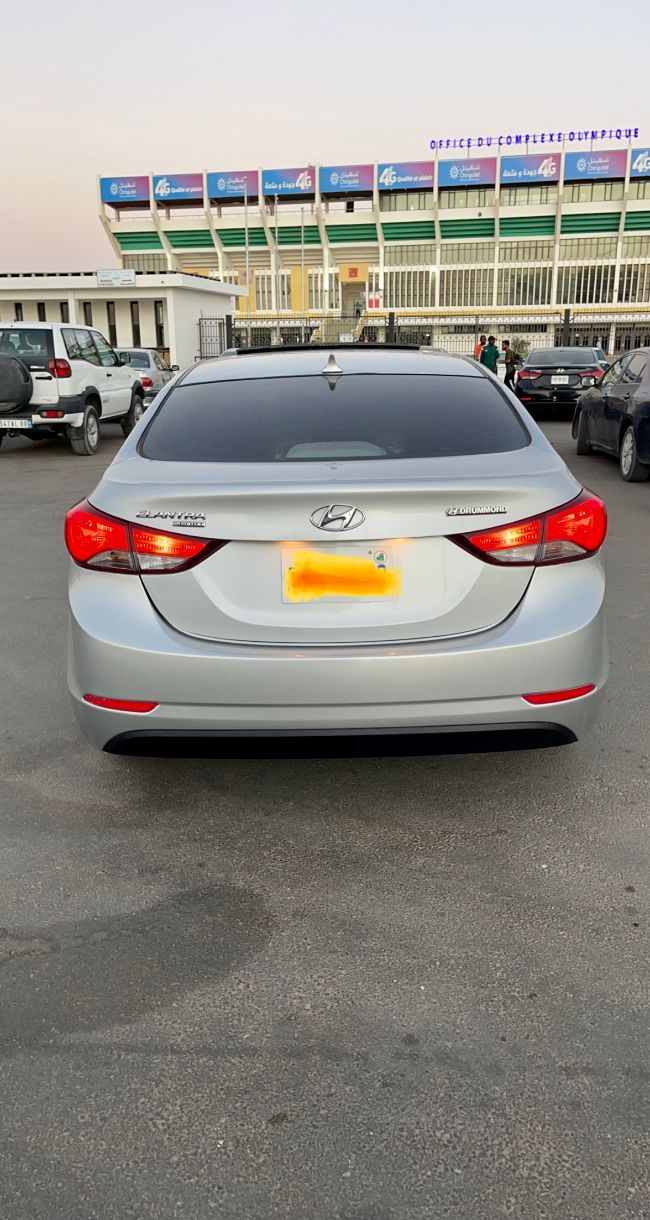 Hyundai Elantraa 2015