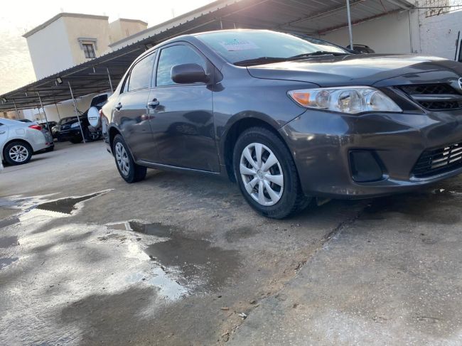 Toyota Corolla LE 2013