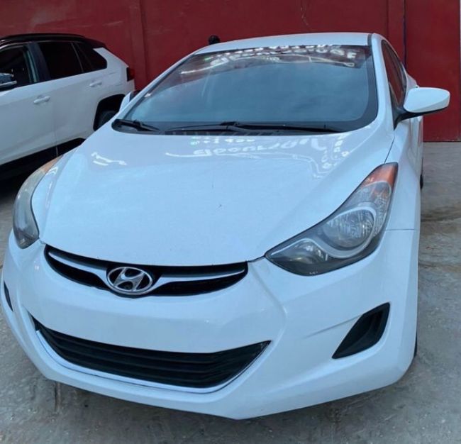 Hyundai Elantra 2013