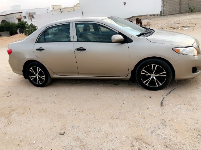 A vendre toyota corolla 2010 toute neuve