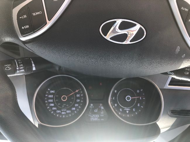 Hyundai Elantra 2013