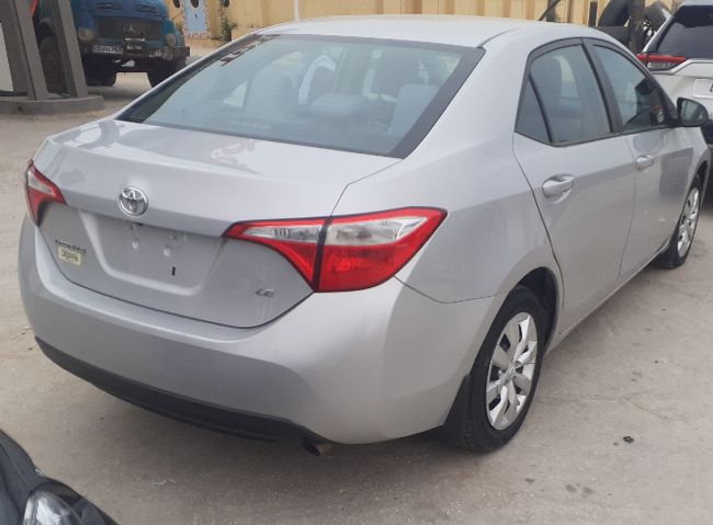  Toyota - Corolla 2015