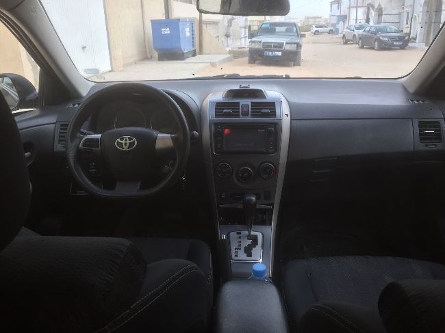 Corolla 2013 automatique 6055 AA12 en tré bon état 