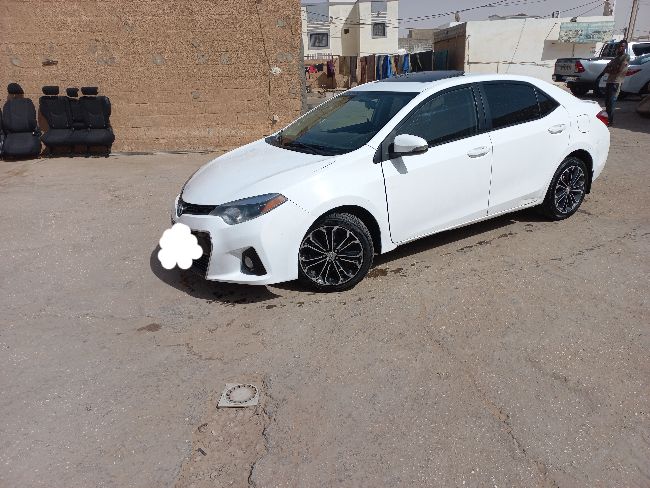 فرصة اليوم لا تفوتك  corolla S 2016 semie-full option 