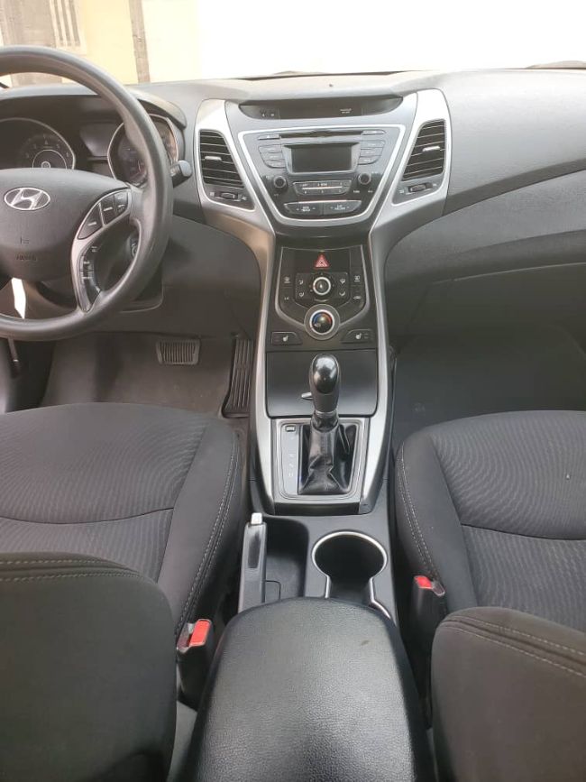 Hyundai Elantra 2015