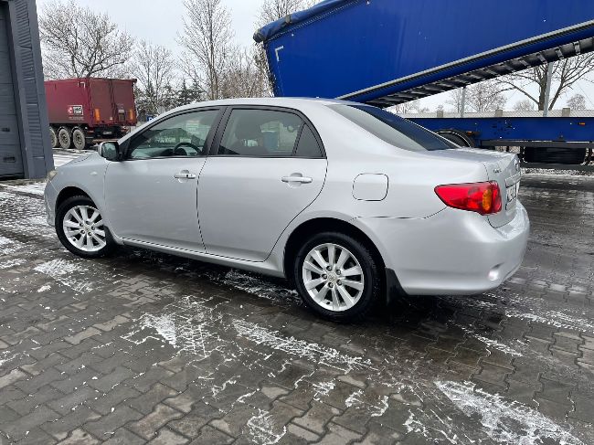 Toyota  Corolla 2008