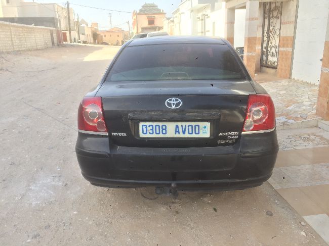 Avensis 2006 AV 6 vitesse