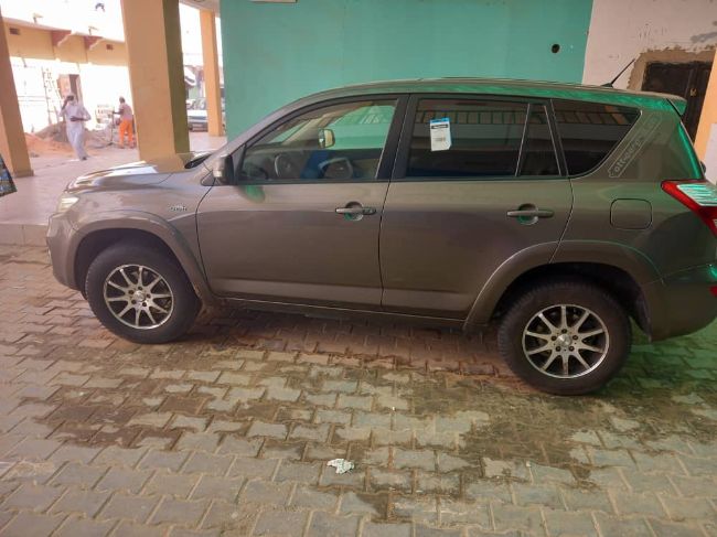 toyota rav4 2012 full option