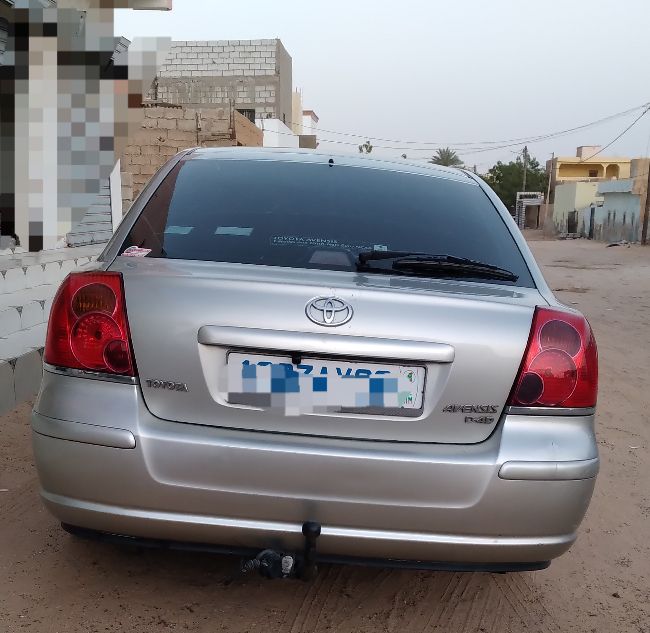 تويوتا افينسيس Toyota Avensis