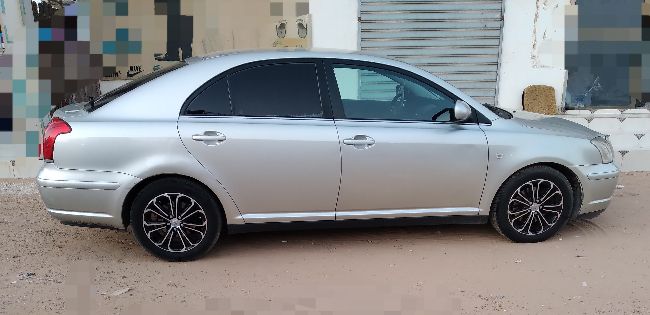 تويوتا افينسيس Toyota Avensis