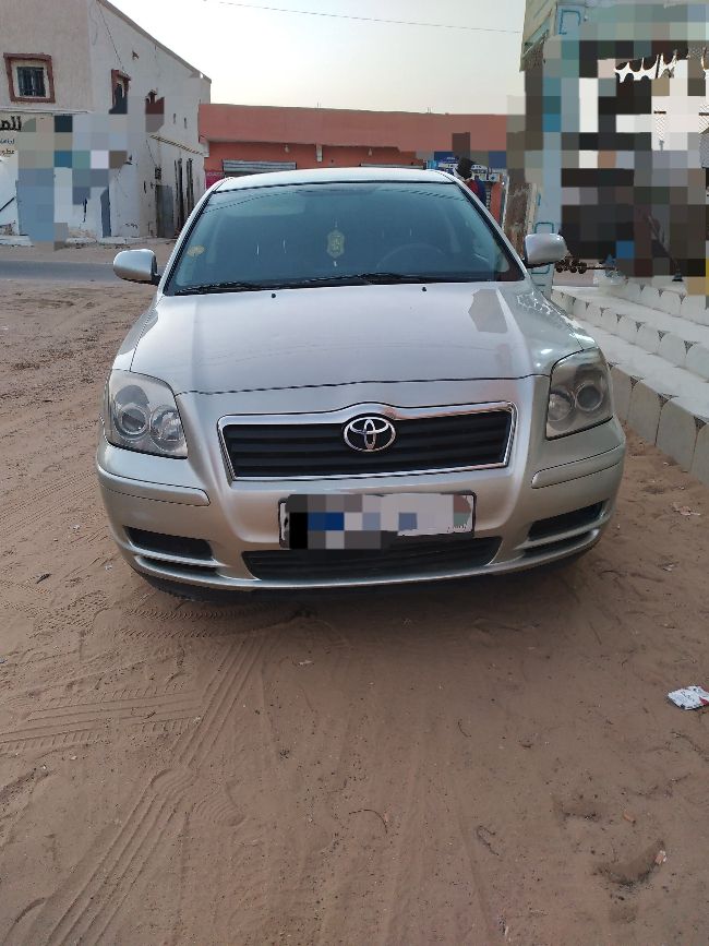 تويوتا افينسيس Toyota Avensis