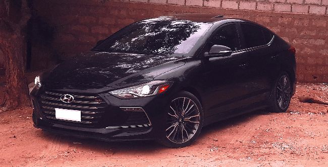 Hyundai  Elantra 2017