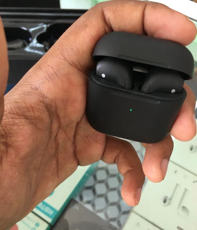 Airpods pro 5 black