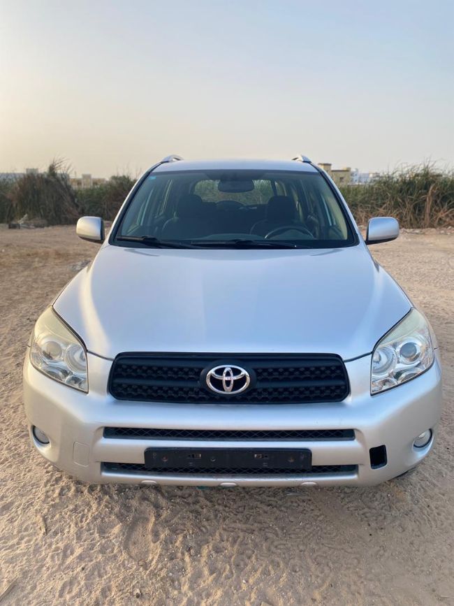 Toyota RAV 4  full options 